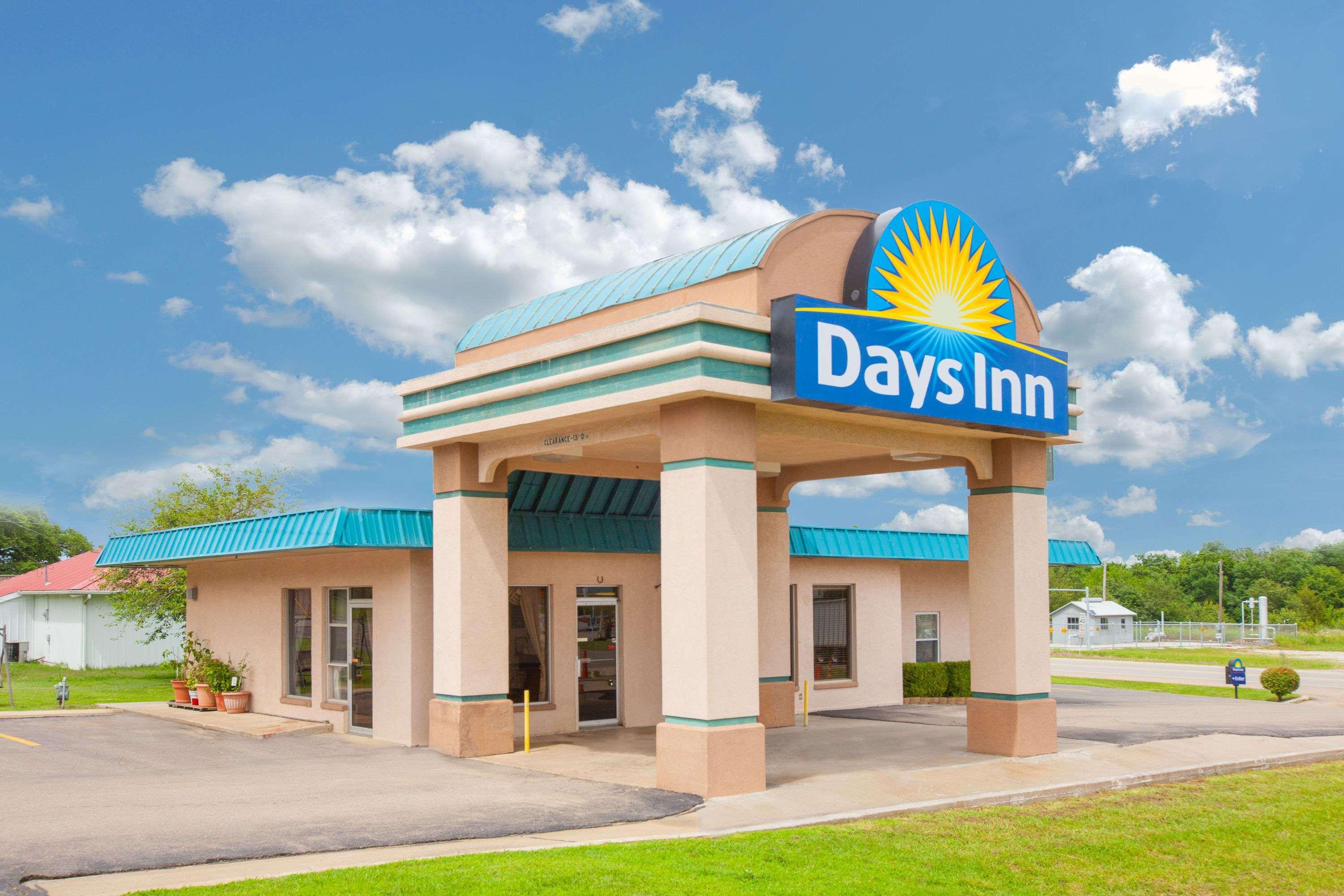 Days Inn By Wyndham Okemah Exterior foto